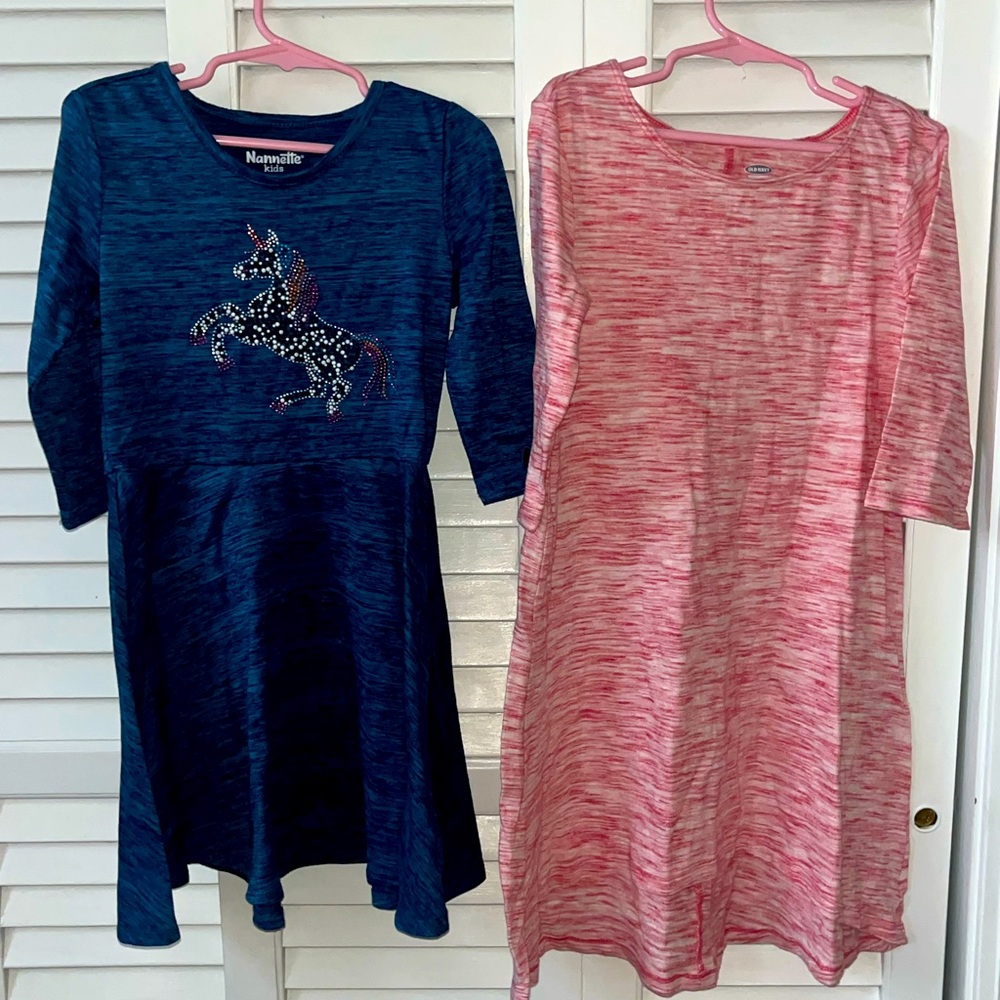 Like new long sleeve dress bundle (2): Nannette 6x) and Old Navy brands (6/7)